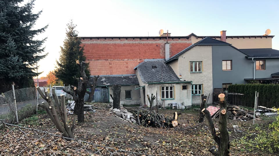 Rekonstrukce exteriérů i interiérů